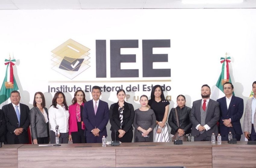  Alianza “Mejor Rumbo para Puebla” registró su plataforma electoral ante el Instituto Electoral del Estado