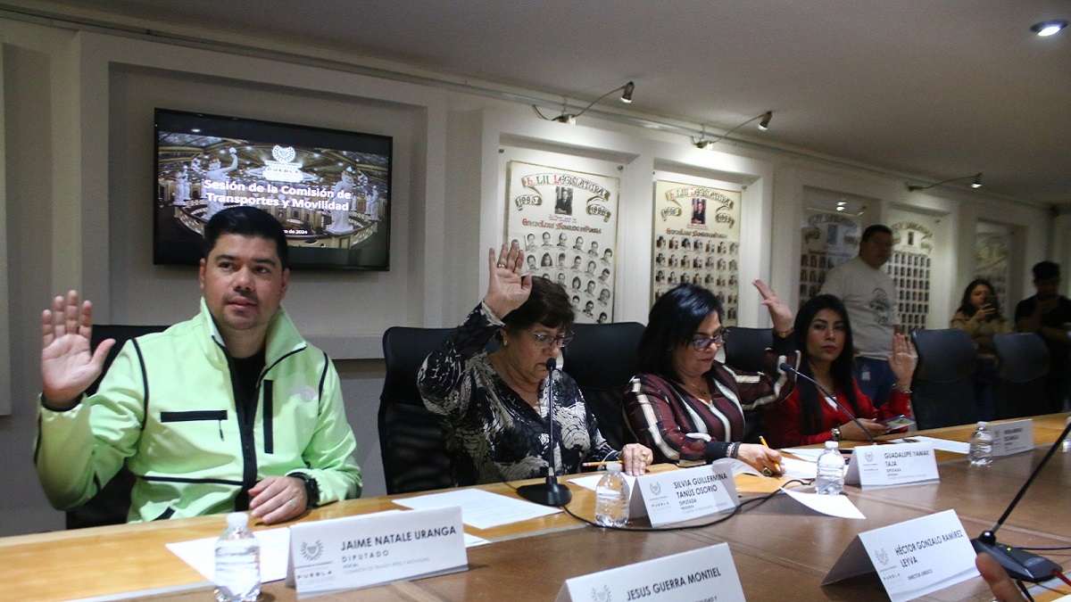 Aprueba Comisión del Congreso reformas a la Ley de Transporte del Estado de Puebla