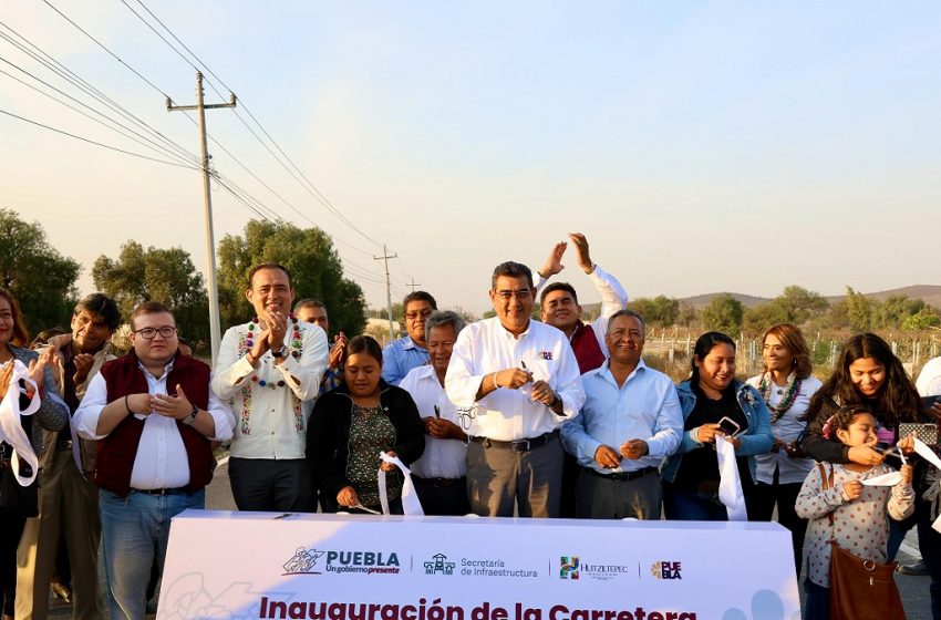  En Huitziltepec, Sergio Salomón inaugura construcción de carretera La Colorada- Ixcaquixtla