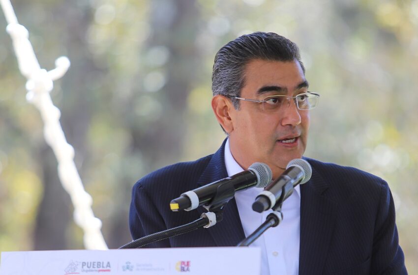  Inicia gobierno de Sergio Salomón primera fase del sistema metropolitano de transporte