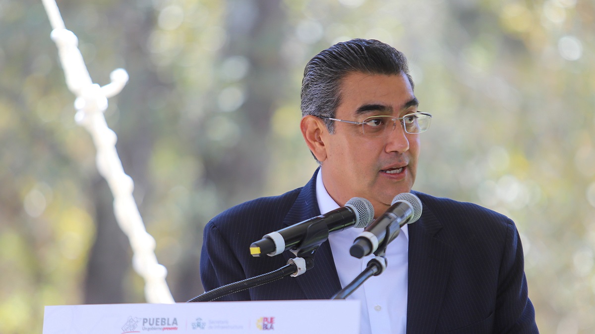 Inicia gobierno de sergio salomón primera fase del sistema metropolitano de transporte
