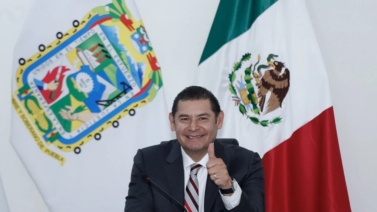Morena presenta plataforma electoral ante el Instituto Electoral