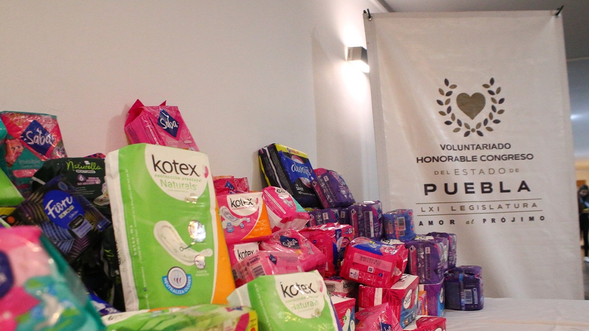 Recibe Voluntariado del Congreso donación de más de 3 mil paquetes de productos de higiene femenina