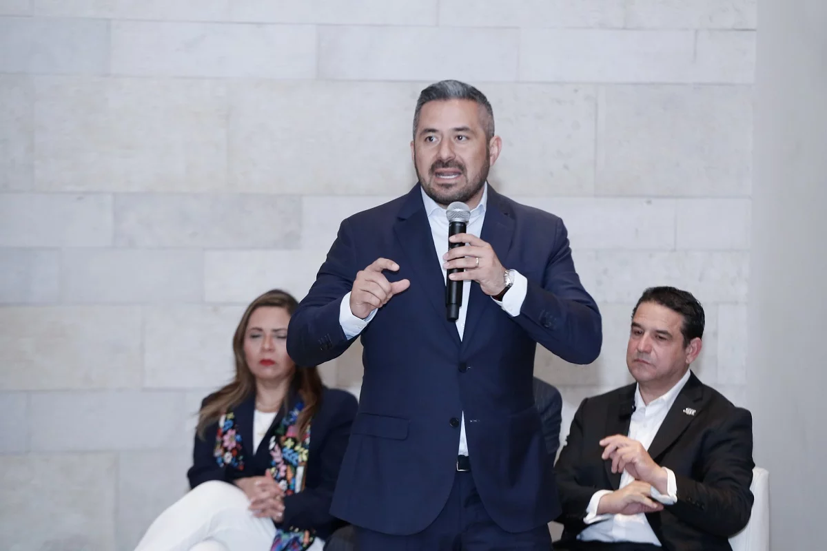 Rehabilitación de la Avenida Juárez avanza un 40 por ciento