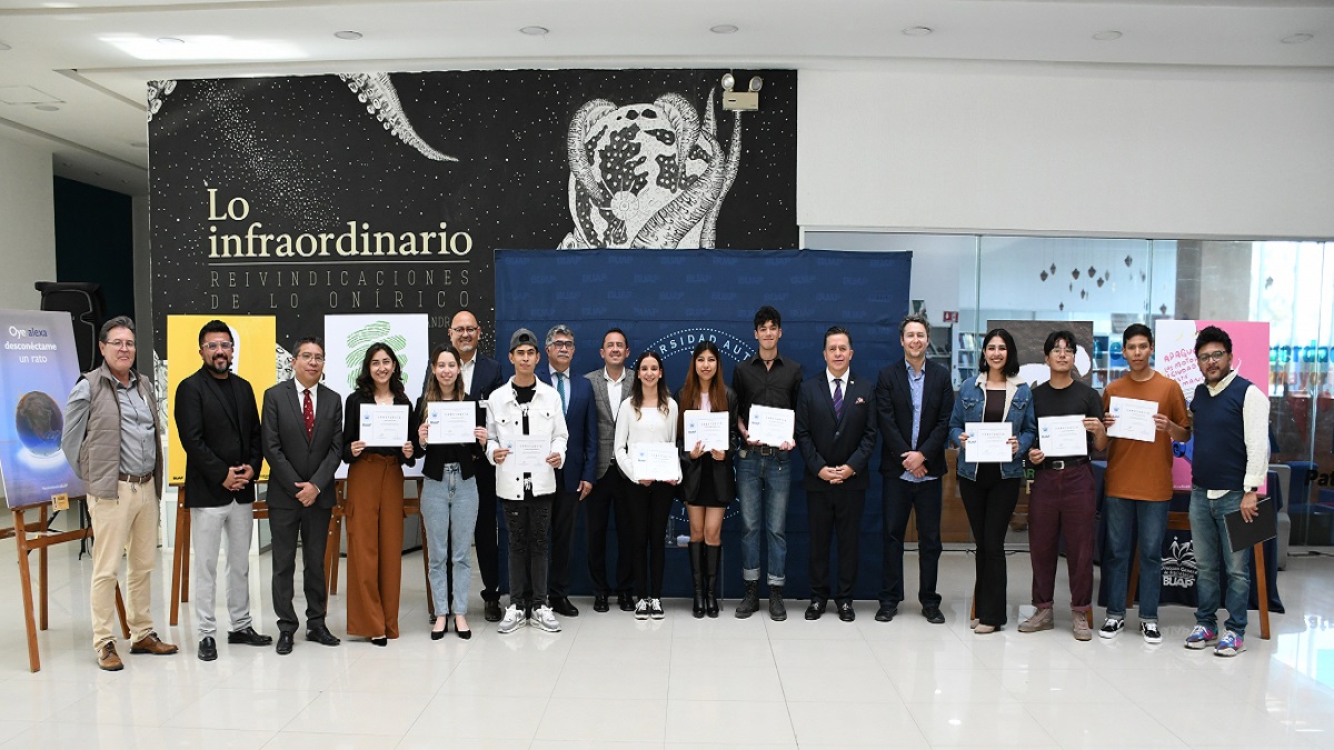 Se realiza premiación del concurso de cartel BUAP 2023 “Acción por el clima”