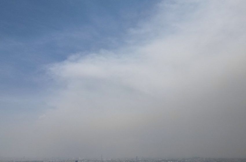 10 personas reciben atención en Puebla por inhalar ceniza del volcán Popocatépetl