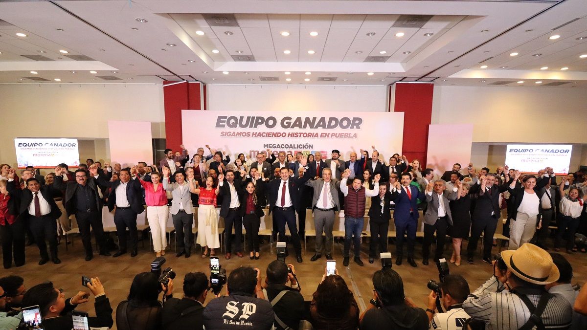 Armenta pondera a Obradotistas y morenistas en su equipo de campaña