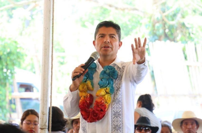  Mejorar el estado de puebla se logrará trabajando en equipo: Lalo Rivera
