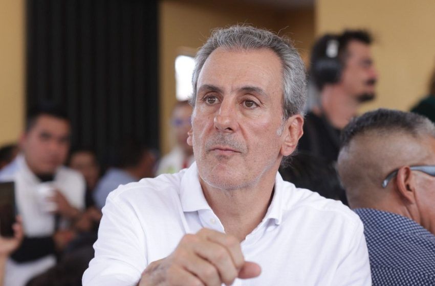  Pepe Chedraui lleva la delantera en la capital poblana; aventaja hasta por 31 puntos en las encuestas
