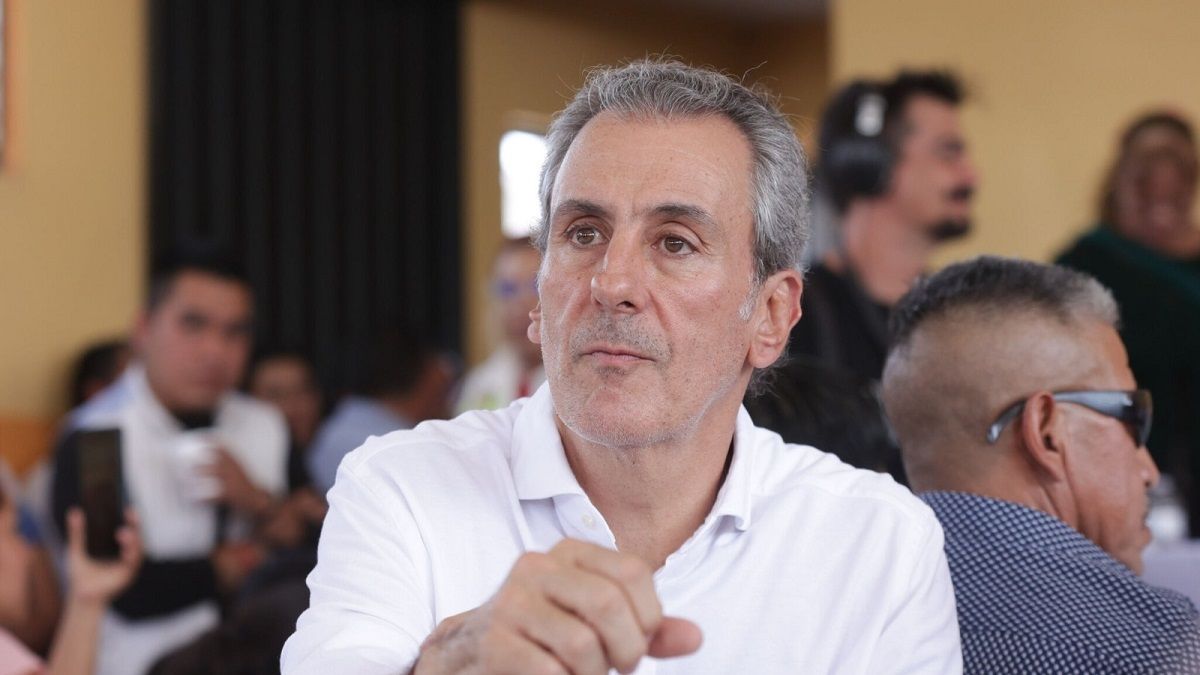 Pepe Chedraui lleva la delantera en la capital poblana; aventaja hasta por 31 puntos en las encuestas.