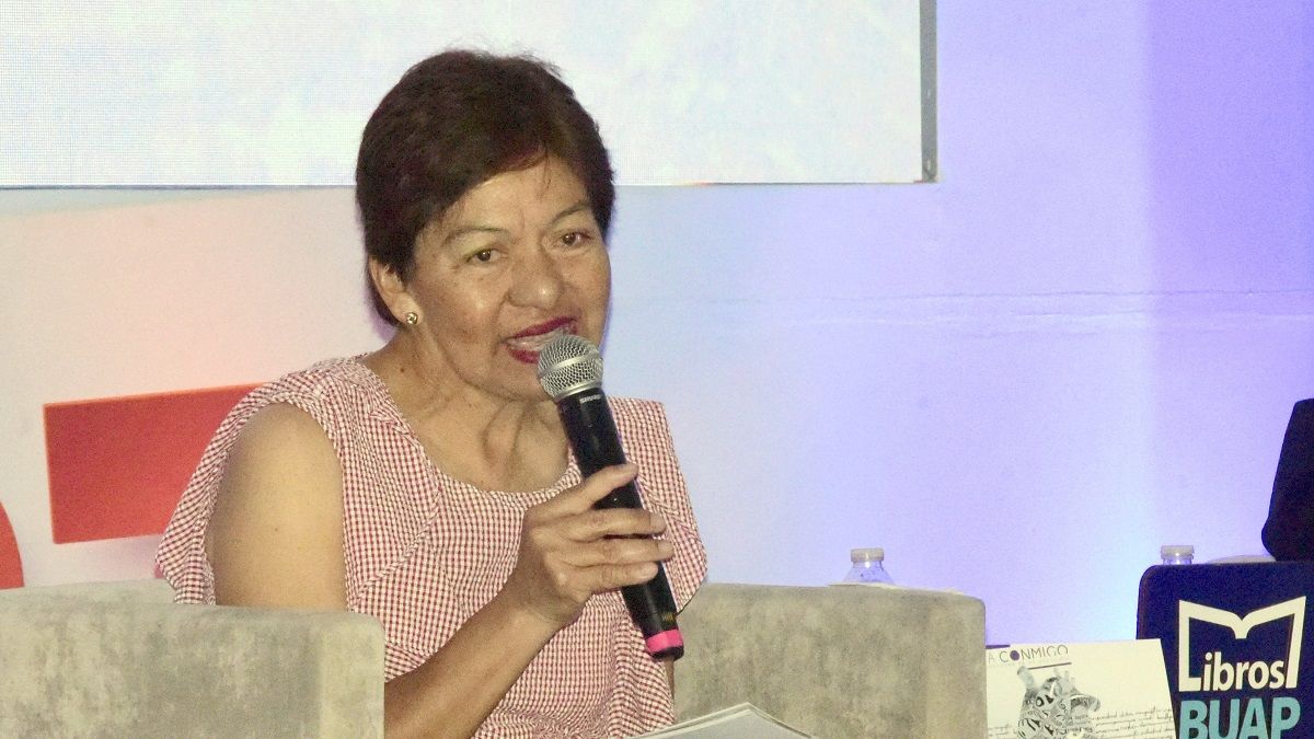 Rectora María Lilia Cedillo Ramírez presenta libro Cuenta conmigo