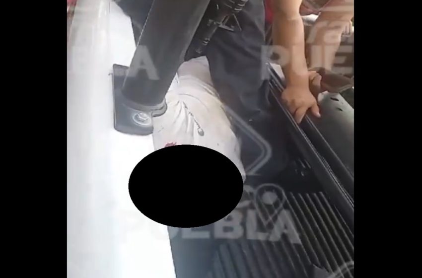  Caos en Autopista México-Puebla: Conductor Atropella a Peatón y es Detenido por Multitud Enfurecida
