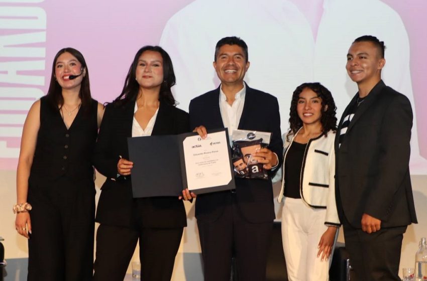  Abre Lalo Rivera foro actúa del tec de Monterrey, con propuestas para jóvenes, mujeres y ciudadanía en general