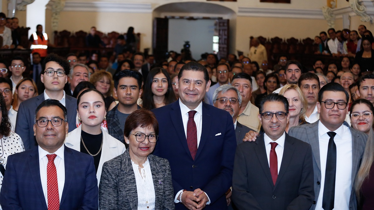 Armenta lleva sus propuestas al Consejo Universitario; “regresa un hijo de la BUAP”: Lilia Cedillo