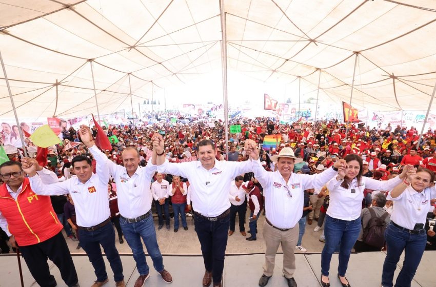  Conectividad carretera y apoyo a productores asegura Armenta en el Seco