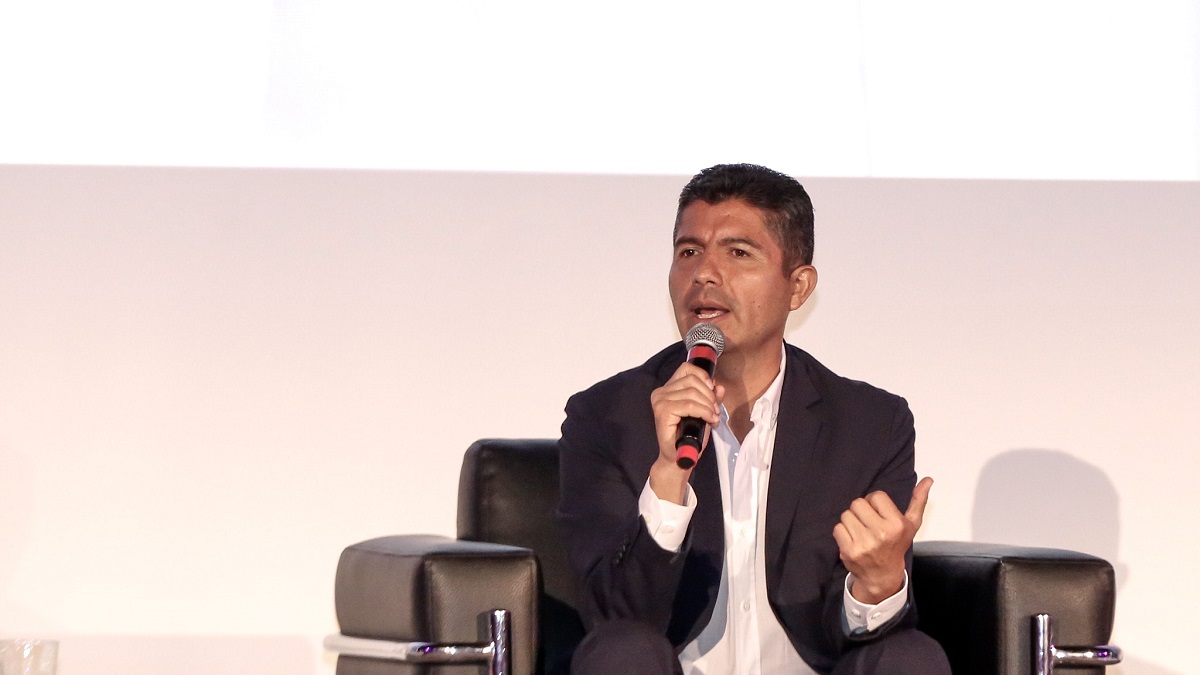 Eduardo Rivera propone vincular cámaras al C5 en zonas universitarias y homologar alerta de género