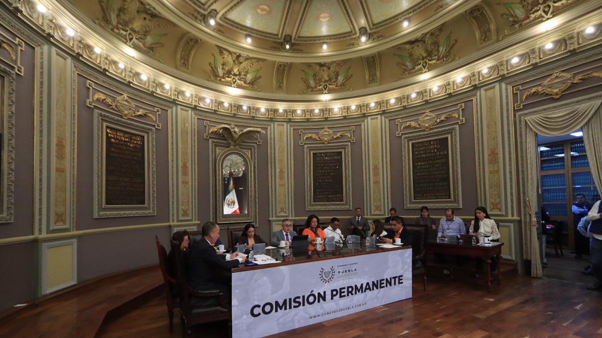 Impulsan en el Congreso iniciativa para evitar acoso laboral contra mujeres en el ámbito público
