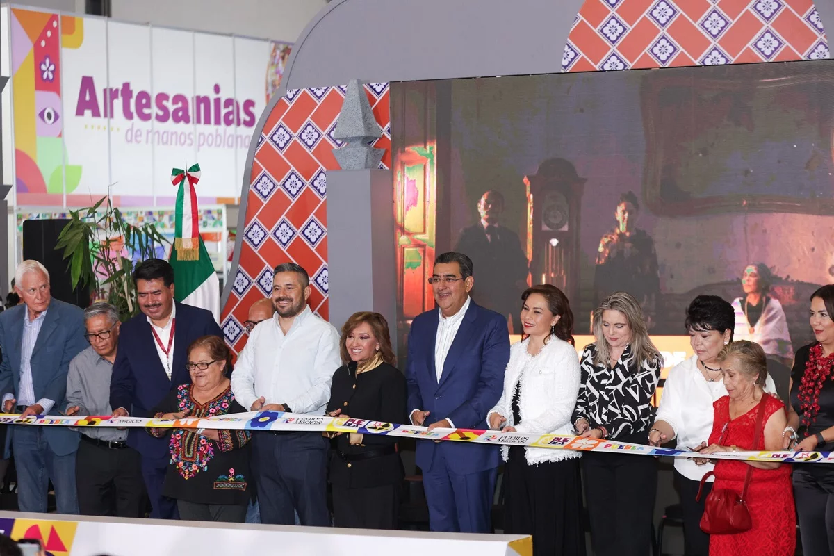Inaugura Sergio Salomón la Feria de Puebla llama a la unidad y reconoce a burócratas