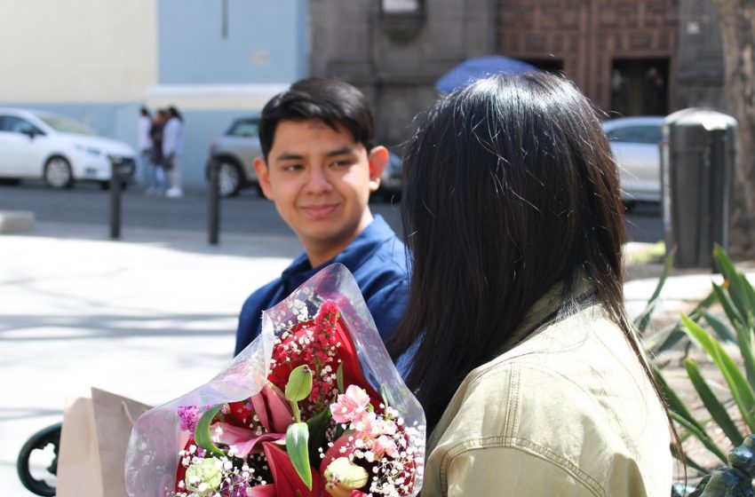  Jornadas laborales acaban con las relaciones de pareja en Puebla 