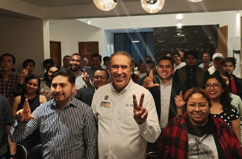  Jóvenes de San Andrés Cholula cierran filas con Humberto Aguilar