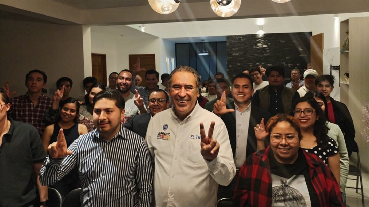 Jóvenes de san andrés cholula cierran filas con humberto aguilar