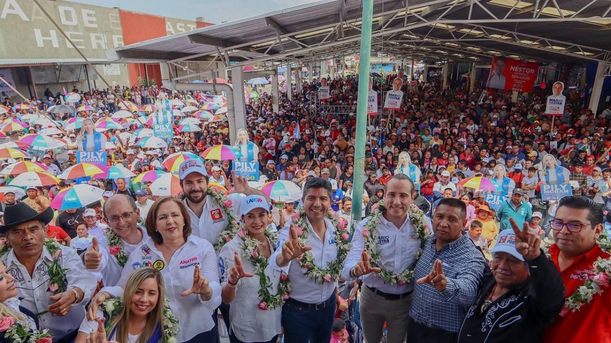 Lalo Rivera pavimentará calles de la central de abasto