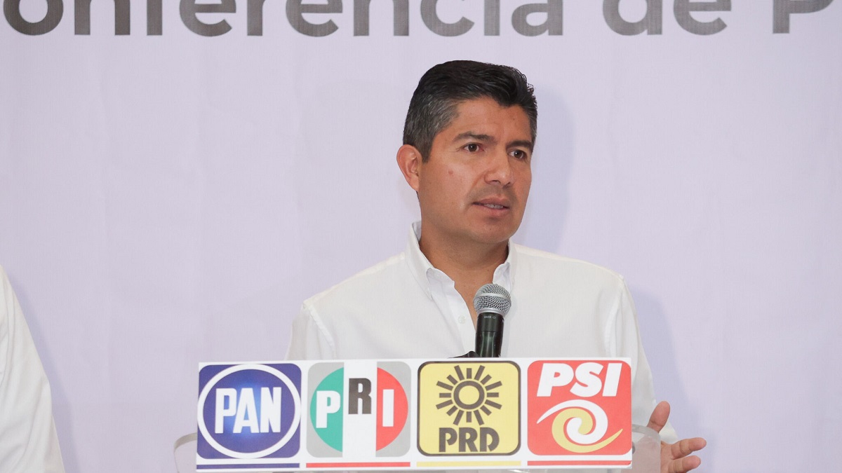 Lalo Rivera recibe un 61.3% de comentarios negativos en análisis digital