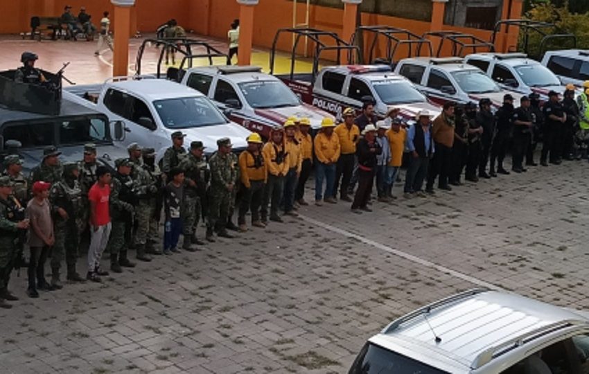 Liquidan incendios forestales de Libres y Coyomeapan este 13 de abril