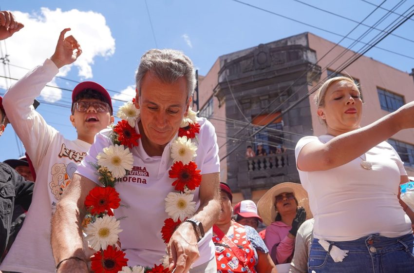  Locatarios del Mercado 5 de Mayo abren las puertas a Pepe Chedraui