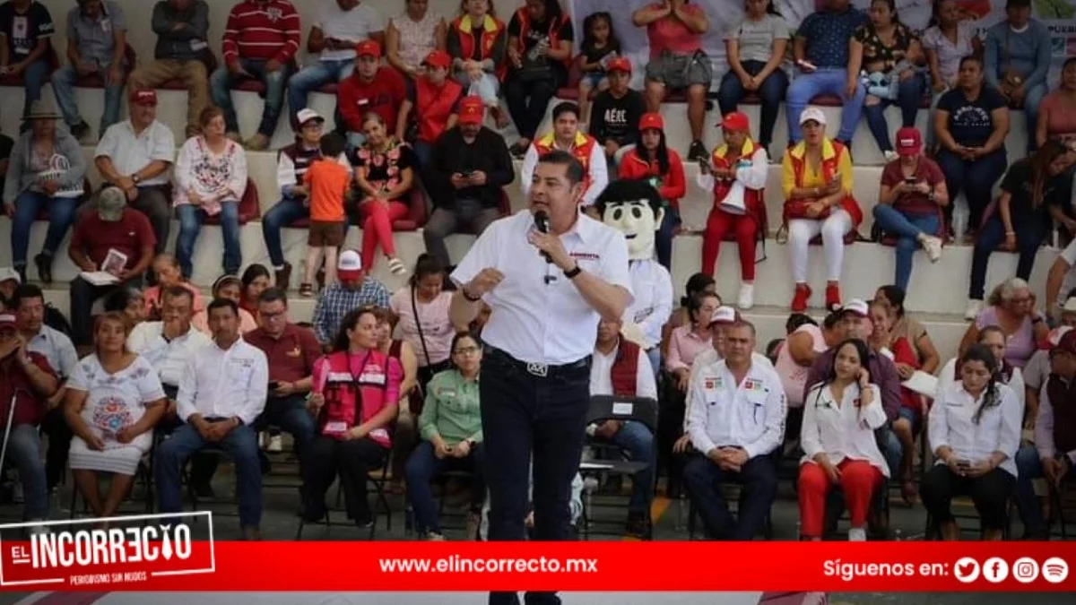 Por entrega de tinacos azules, debe denunciarse al Ayuntamiento de Puebla: Armenta