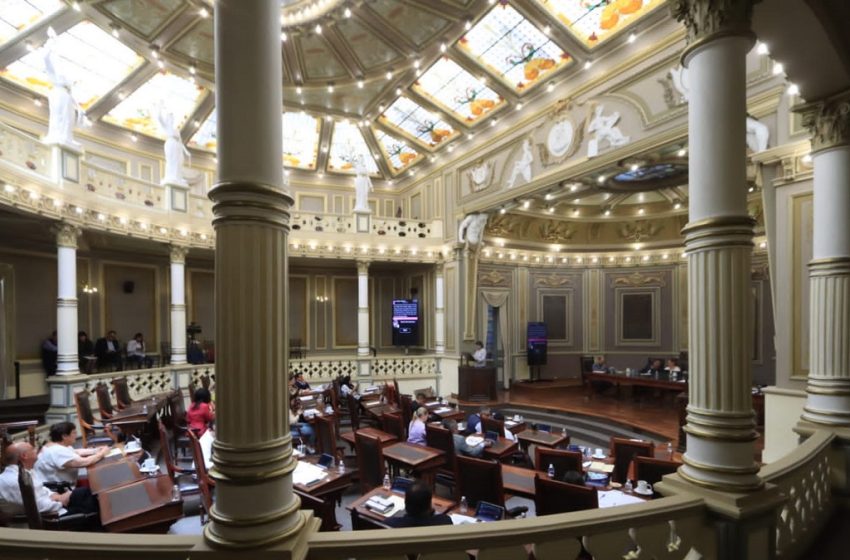  Regula Congreso del Estado servicio de grúas y corralones para que sea eficiente, seguro y confiable