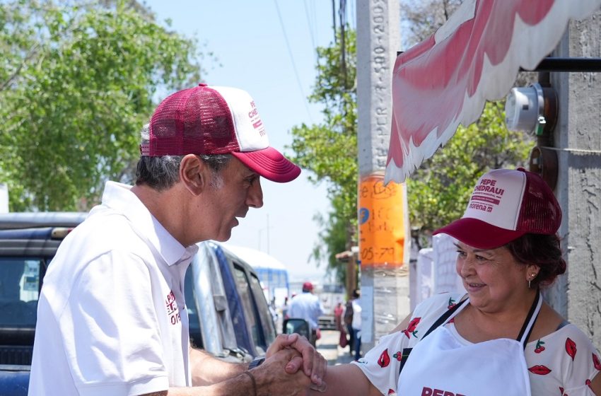  Seguridad y alumbrado piden habitantes de Romero Vargas a Pepe Chedraui