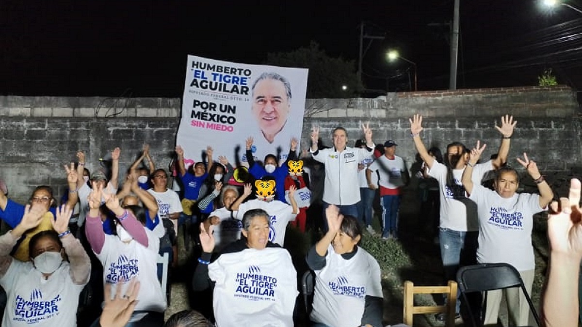 Humberto Aguilar se reúne con vecinos del barrio de Jesús en San Pedro Cholula