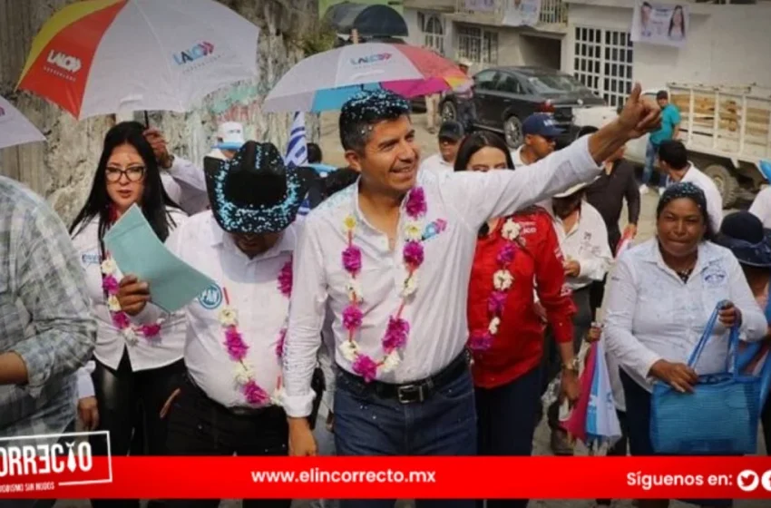  Lalo Rivera se compromete a brindar mejores caminos a Quimixtlán