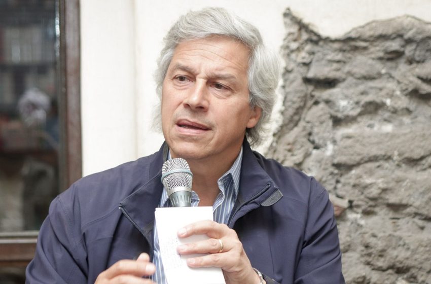  Claudio X. González muestra solidaridad con Riestra en su visita a Puebla