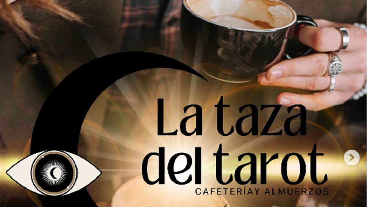 "La Taza del Tarot", el lugar que fusiona el café con la astrología en Puebla