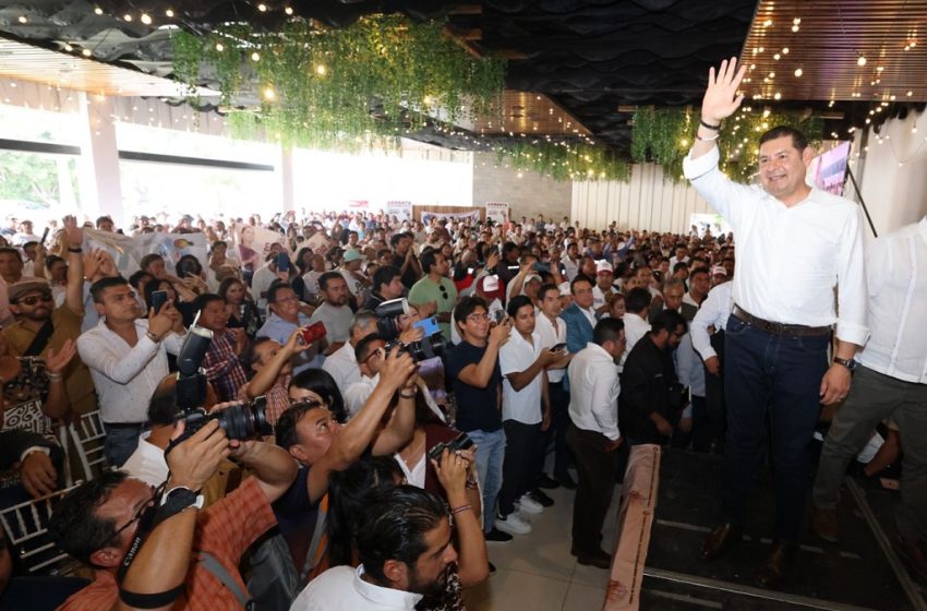  En Puebla habrá dignidad laboral a través del respeto a los derechos de los trabajadores organizados: Armenta