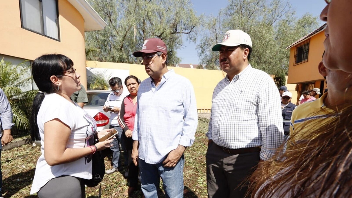 Gobernador de Puebla recorre zonas afectadas por lluvia lluvia