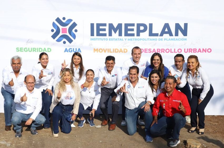  Lalo Rivera presenta el instituto estatal y metropolitano de planeación