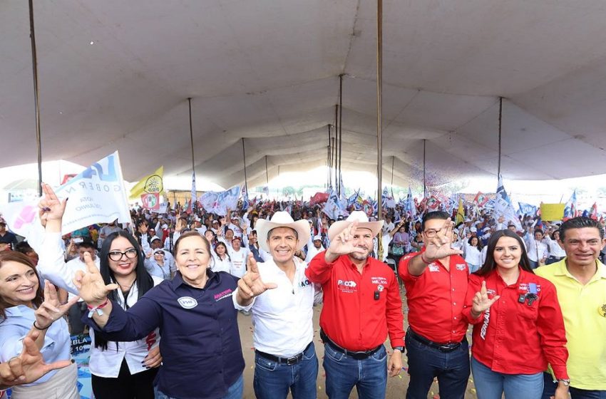  Libres y atempan tendran un rumbo seguro con Lalo gobernador