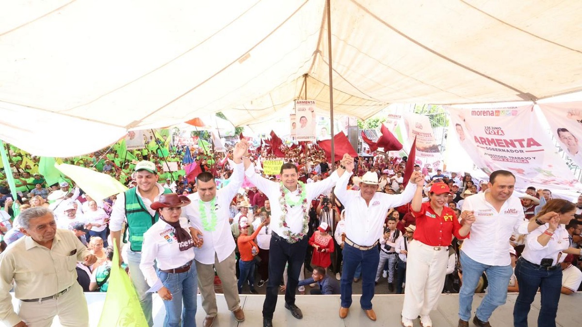 Los migrantes son fuerza calificada para el desarrollo de Puebla: Armenta