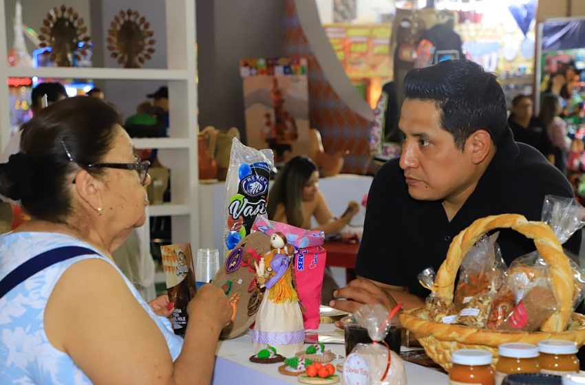  Ofrece feria de Puebla actividades artesanales y de música tradicional