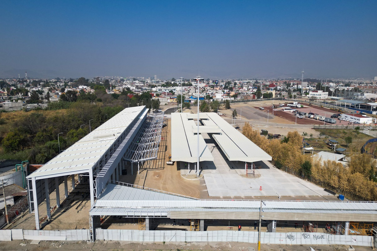 Reporta gobernador de Puebla avance del 85% de la Central Camionera del Sur (+FOTOS)