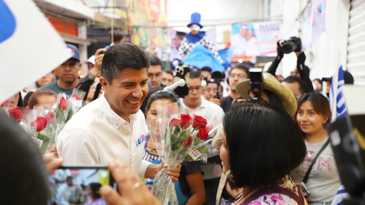Seis acciones principales contempla el plan integral Puebla con las mujeres que presentó Lalo Rivera