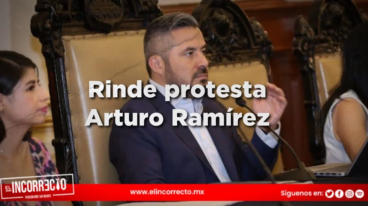 Rinde protesta ante el Cabildo de Puebla, Arturo Ramírez, regidor sustituto de Morena