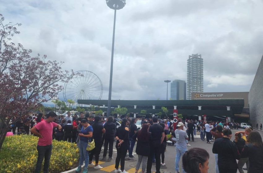  Sismo de 5.4 Sacude Puebla y provoca evacuación en Plazas