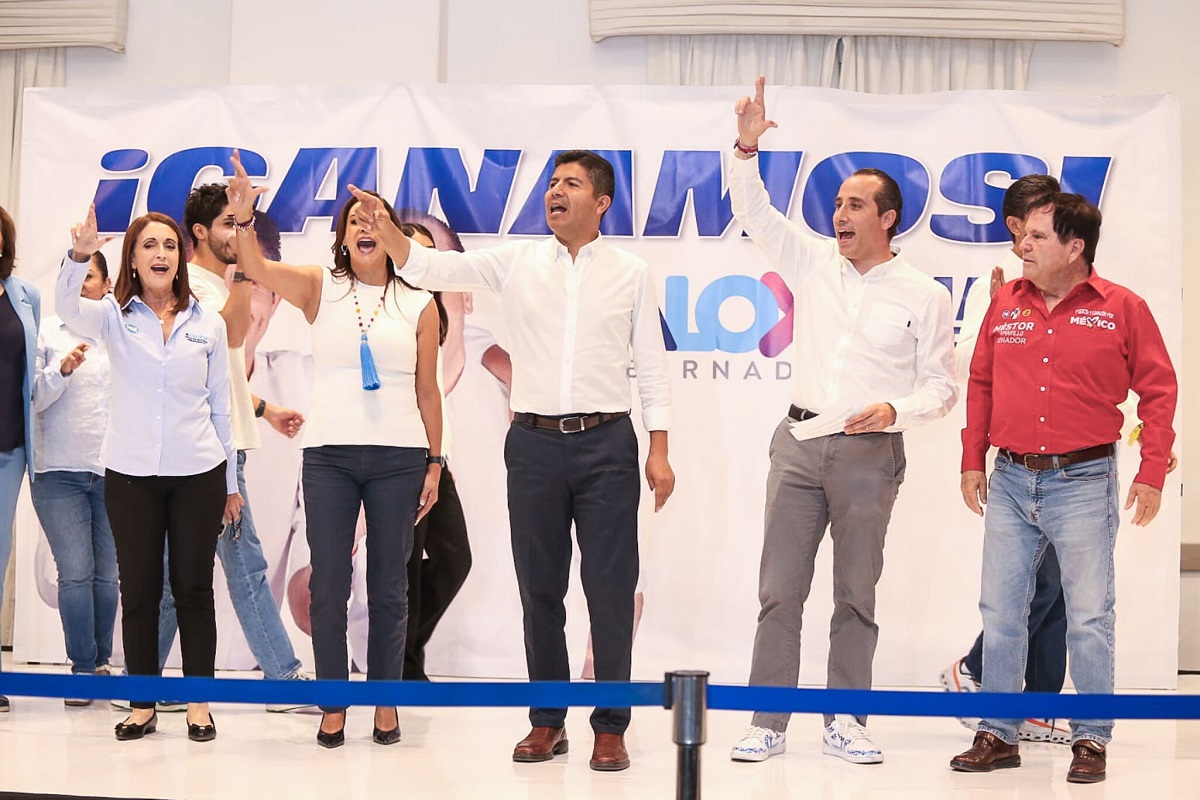 Eduardo Rivera y Mario Riestra proclaman victoria en Puebla