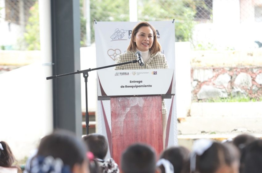  Fortalece SEDIF cuatro desayunadores escolares en Puebla capital