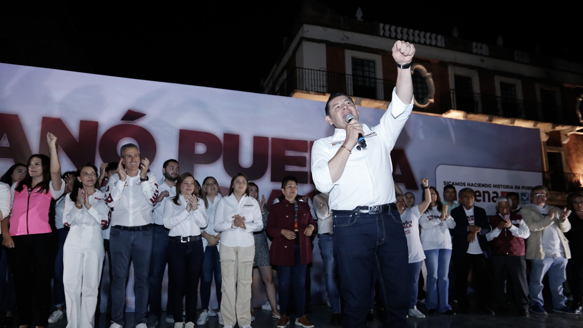 “Hoy inicia la reconciliación de Puebla”, Armenta celebra virtual triunfo como gobernador 