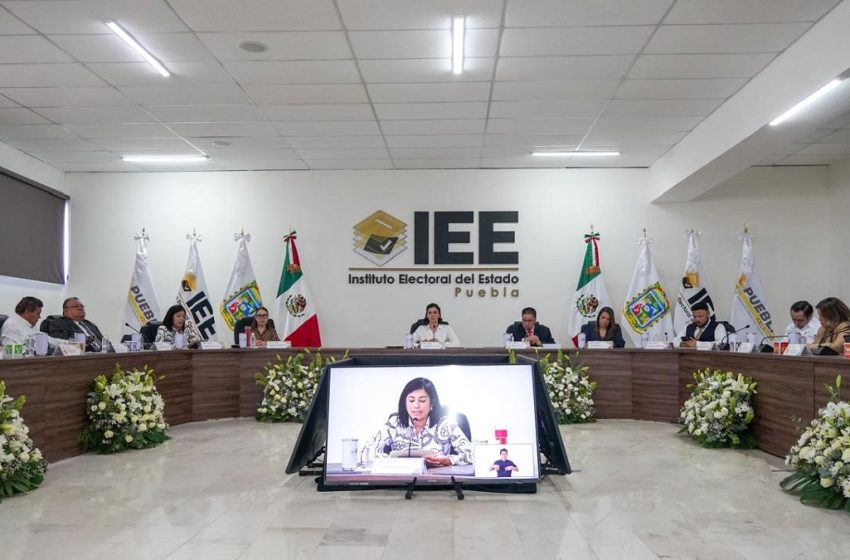  IEE instala sesión permanente de la jornada electoral en Puebla